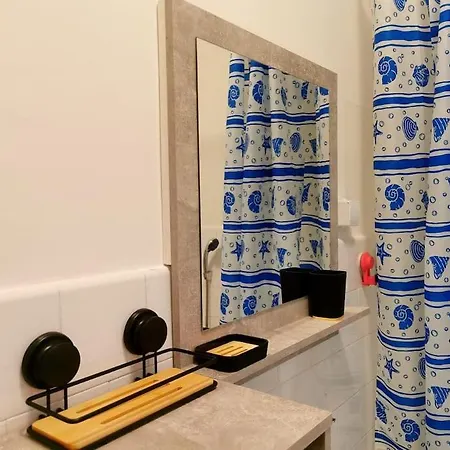 Kosi Toranj Apartamento *