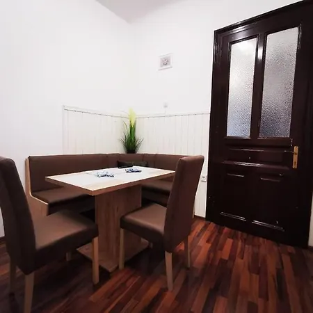 Apartman Kosi Toranj *